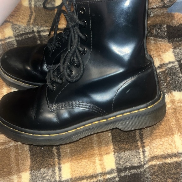 Dr. Marten Boots Size 7 Women’s Black - Picture 7 of 11